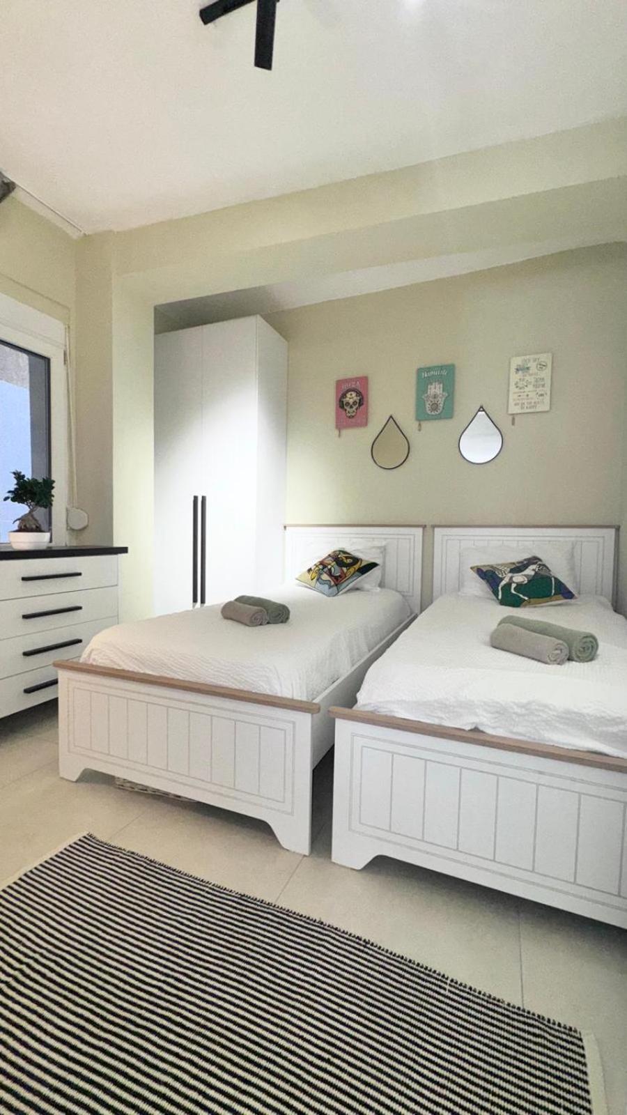 Newly Renovated Apartment Olive Dhermi Exterior photo
